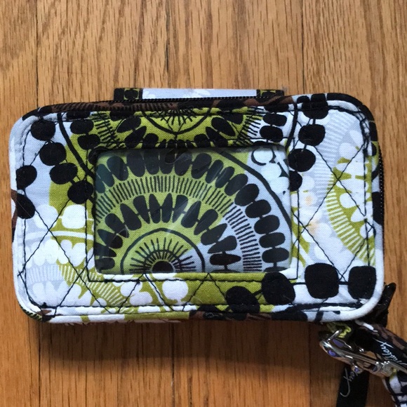 NWOT Vera Bradley wallet - Picture 3 of 8